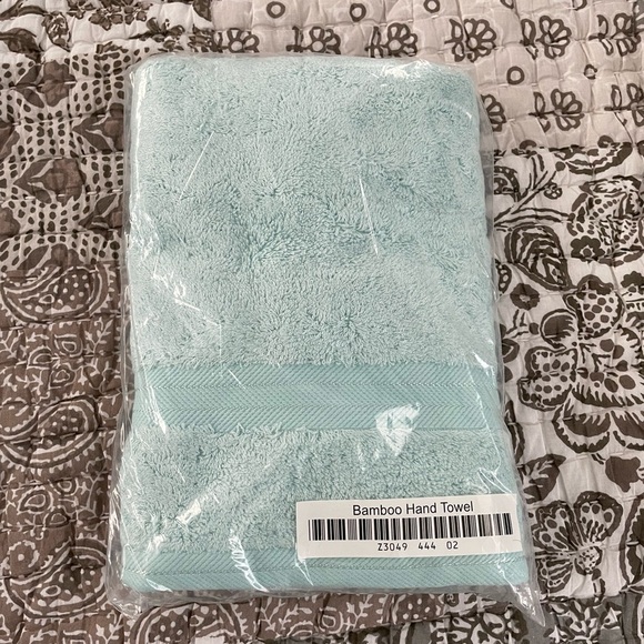 Nwt Daisy house bundle towels - Picture 4 of 5